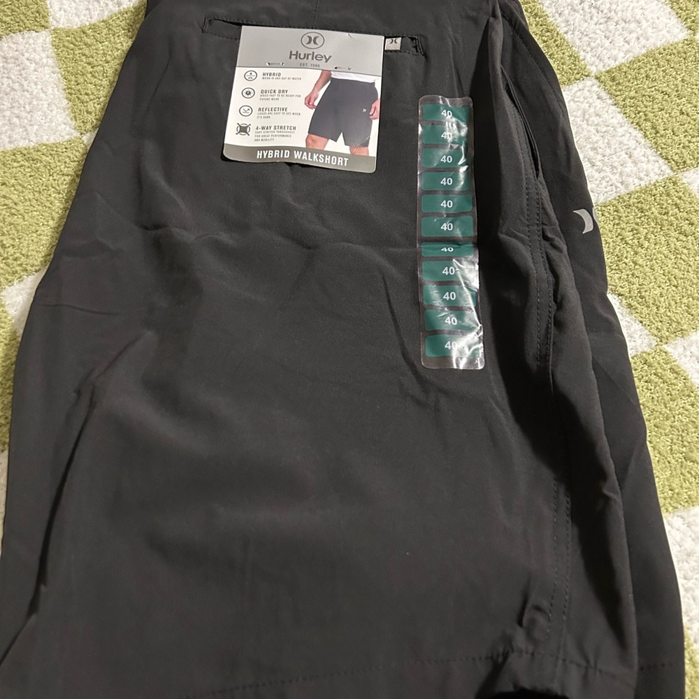 Men’s Hurley shorts - Picture 5 of 5